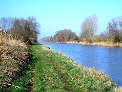 Canal de l'Oise à l'Aisne httpsuploadwikimediaorgwikipediacommonsthu