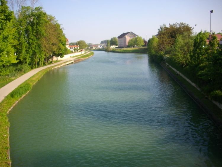 Canal latéral à la Marne httpsuploadwikimediaorgwikipediacommonsbb