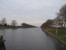 Canal through Walcheren httpsuploadwikimediaorgwikipediacommonsthu