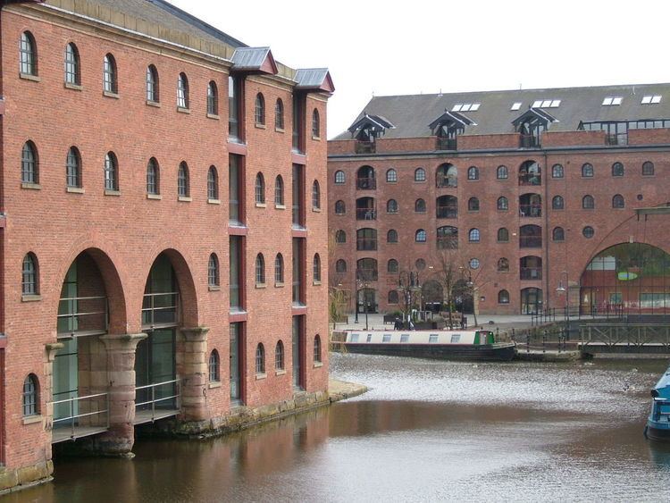Canal warehouse