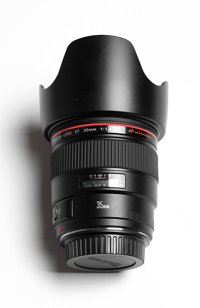 Canon EF 35mm lens