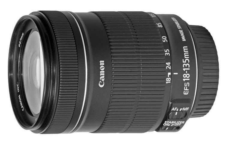 Canon EF-S 18–135mm lens