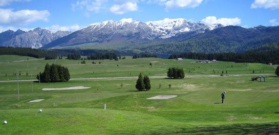 Cansiglio 18 holes golf course Cansiglio in Veneto Accommodations convenient