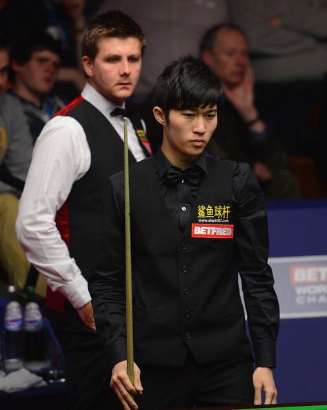 Cao Yupeng Cao Yupeng Photos Betfredcom World Snooker Championship