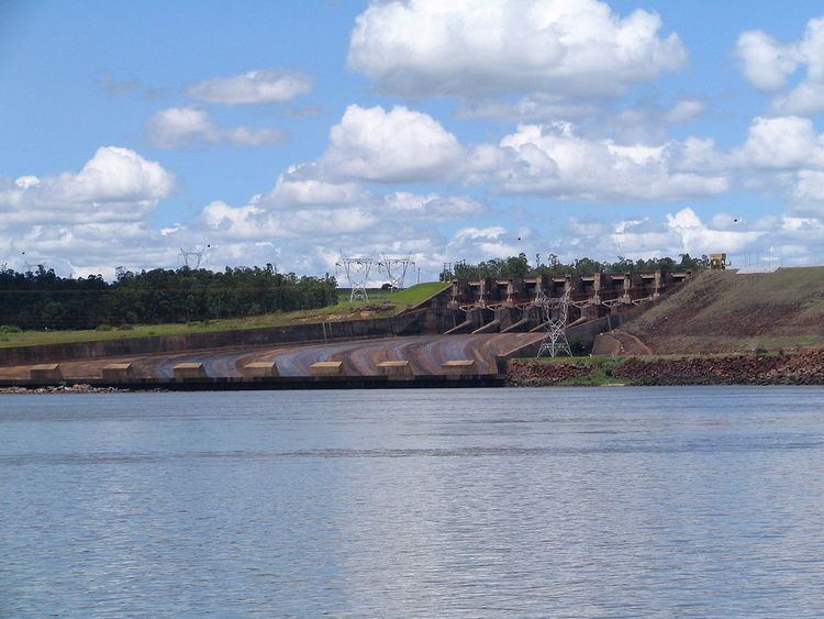 Capivara Dam