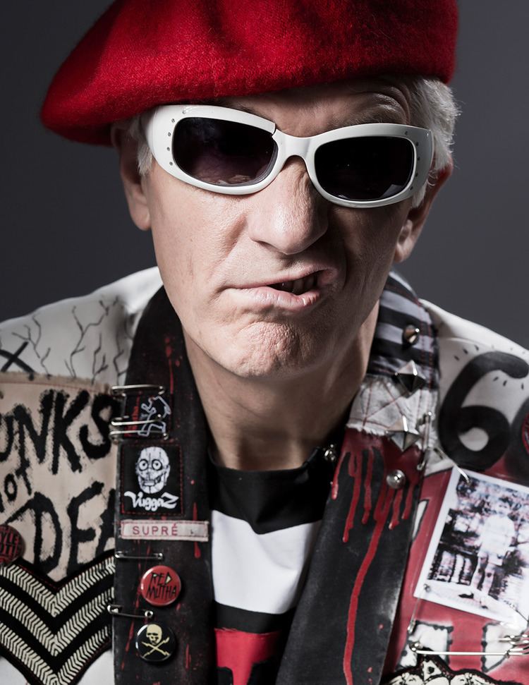 Captain Sensible Late Night With Seth Meyers The one and only Captain
