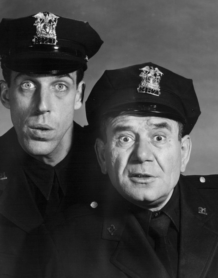 Car 54, Where Are You? FileFred Gwynne Joe E Ross Car 54 Where Are You 1962jpg