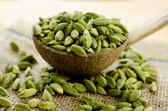 Cardamom Cardamom 39Queen of spices39 Healthyliving from Nature Buy Online