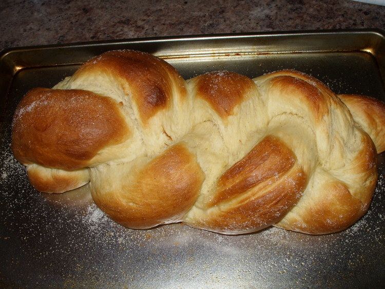 Cardamom bread Swedish Cardamom Bread using a Bread Machine Vermont Farm Heart