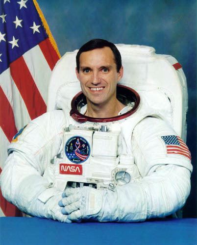 Carl E. Walz Astronaut Bio Carl E Walz 296