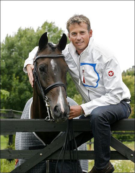 Carl Hester Carl Hester Patron Congratulates Horses4Homes