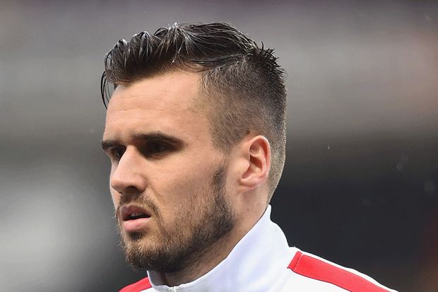 Carl Jenkinson Carl Jenkinson says Arsenal squad impressed by Sanchez