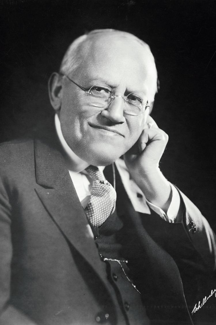 Carl Laemmle On Universal Pictures Founder Carl Laemmle Travalanche