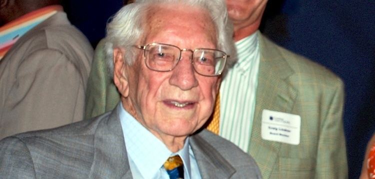 Carl Lindner Jr. Carl H Linder Passes Away at 92