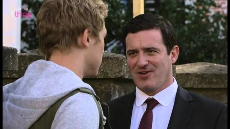 Carl White Eastenders Carl White beats Peter Beale to a pulp YouTube