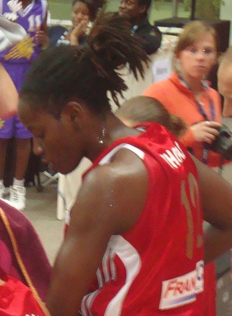 Carla Thomas (basketball)