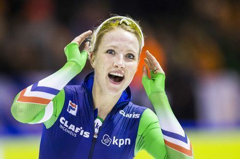 Carlijn Achtereekte ZILVER VOOR ACHTEREEKTE OP 5 KMSchaatsen Telegraafnl