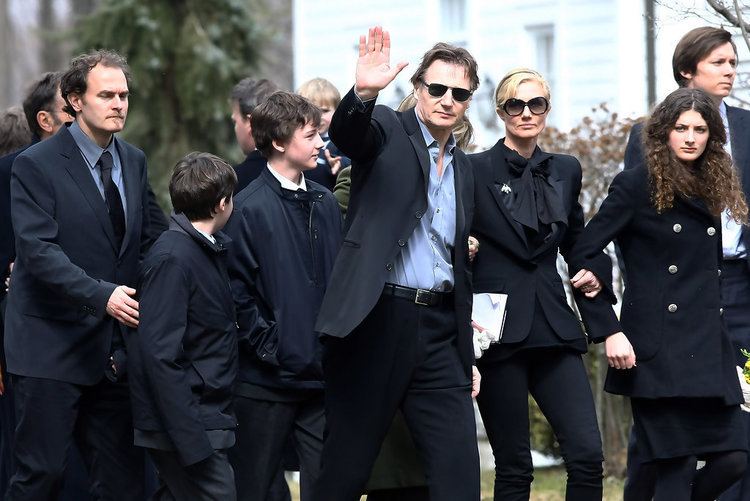 Liam Neeson, Carlo Gabriel Nero, Daniel Neeson, Micheal Neeson,  Joely Richardson, and Daisy Bevan at St. Peter's Lithgow Episcopal Church