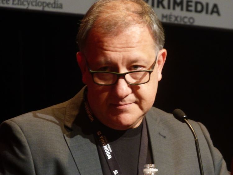 Carlos Alberto Scolari FileCarlos Alberto Scolari en Wikimania 2015 15JPG Wikimedia Commons