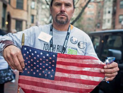 Carlos Arredondo wwwmotherjonescomfilescarlosarredondo425jpg