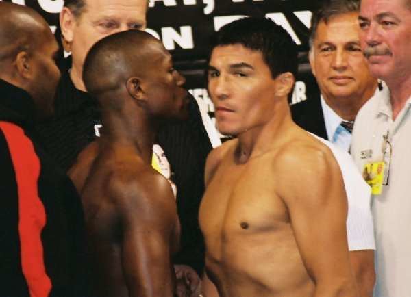 Carlos Baldomir Floyd Mayweather Vs Carlos Baldomir