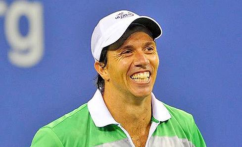 Carlos Berlocq Chascoms se prepara para recibir este viernes a Carlos