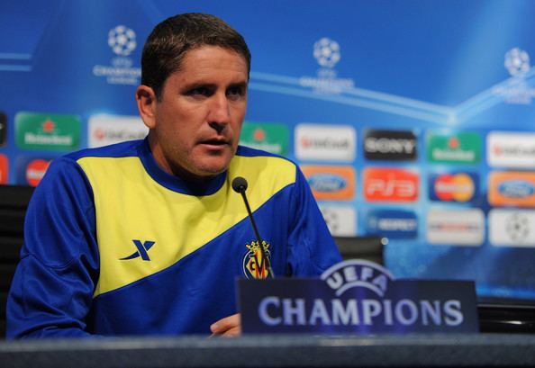 Carlos Garrido Reports Garrido set to become Al Ahly coach King Fut