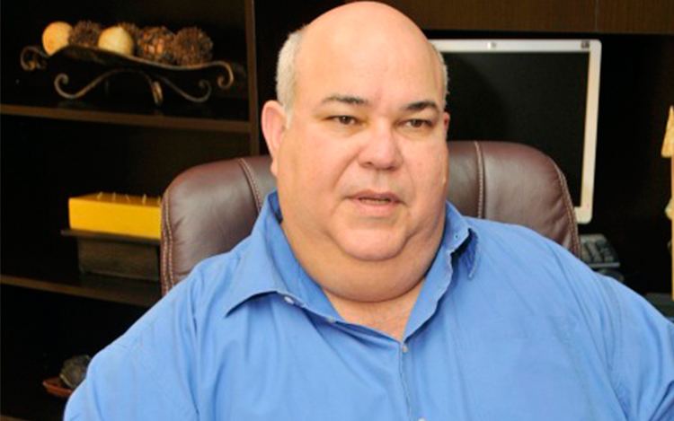 Carlos Johnny Méndez Representante Johnny Mndez exige aumento de viajes a Vieques y Culebra