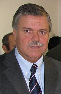 Carlos Pita (politician) httpsuploadwikimediaorgwikipediacommonsthu