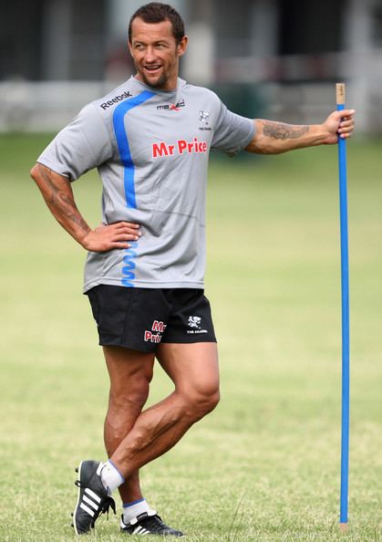 Carlos Spencer Carlos Spencer Photos Sharks Training Session Zimbio