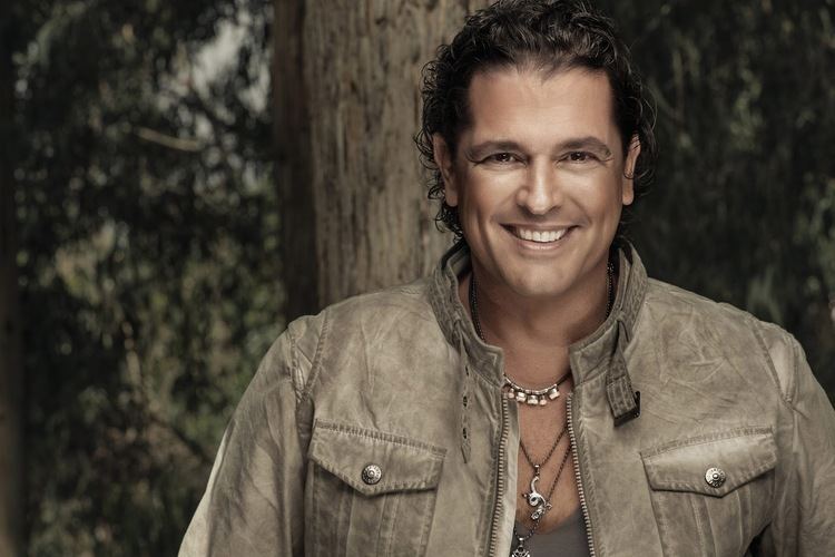 Carlos Vives Carlos Vives Seduces Barranquilla in Famous Colombian