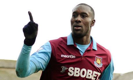 Carlton Cole Carlton Cole to leave West Ham after club confirm his