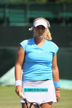 Carly Gullickson Carly Gullickson Advantage Tennis Photo site view and purchase