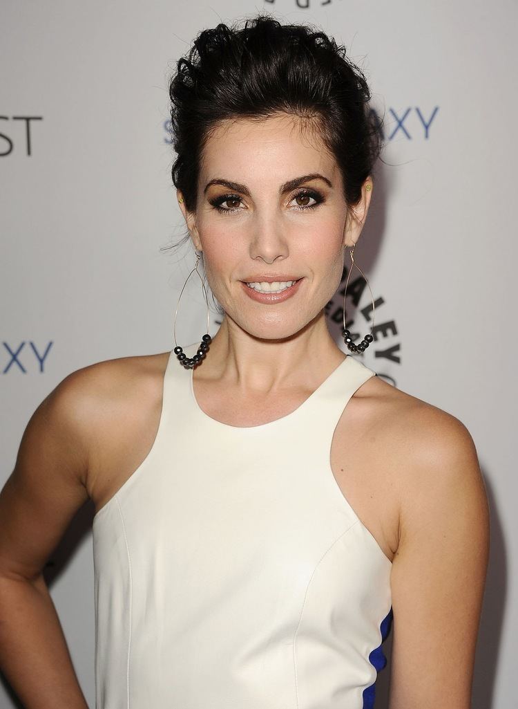 Carly Pope Carly Pope