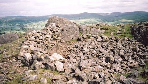 Carndochan Castle wwwcastlewalescomcarndoc5jpg