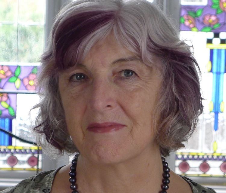 Carole Wilkinson About Carole Carole Wilkinson