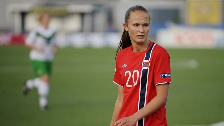 Caroline Graham Hansen Graham Hansen bytter klubb NRK Fotball Nyheter