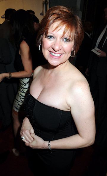 Caroline Manzo Caroline Manzo Photos Red Carpet at the Samsung Hope for