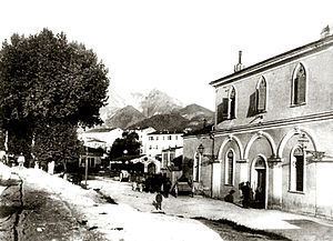 Carrara San Martino railway station httpsuploadwikimediaorgwikipediacommonsthu