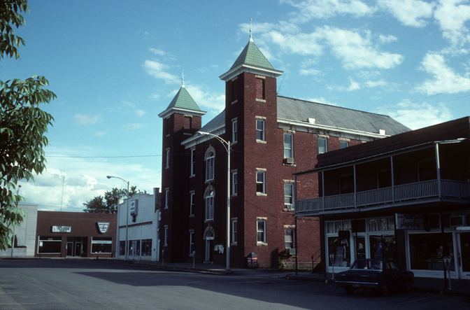 Carroll County Courthouse, Eastern District