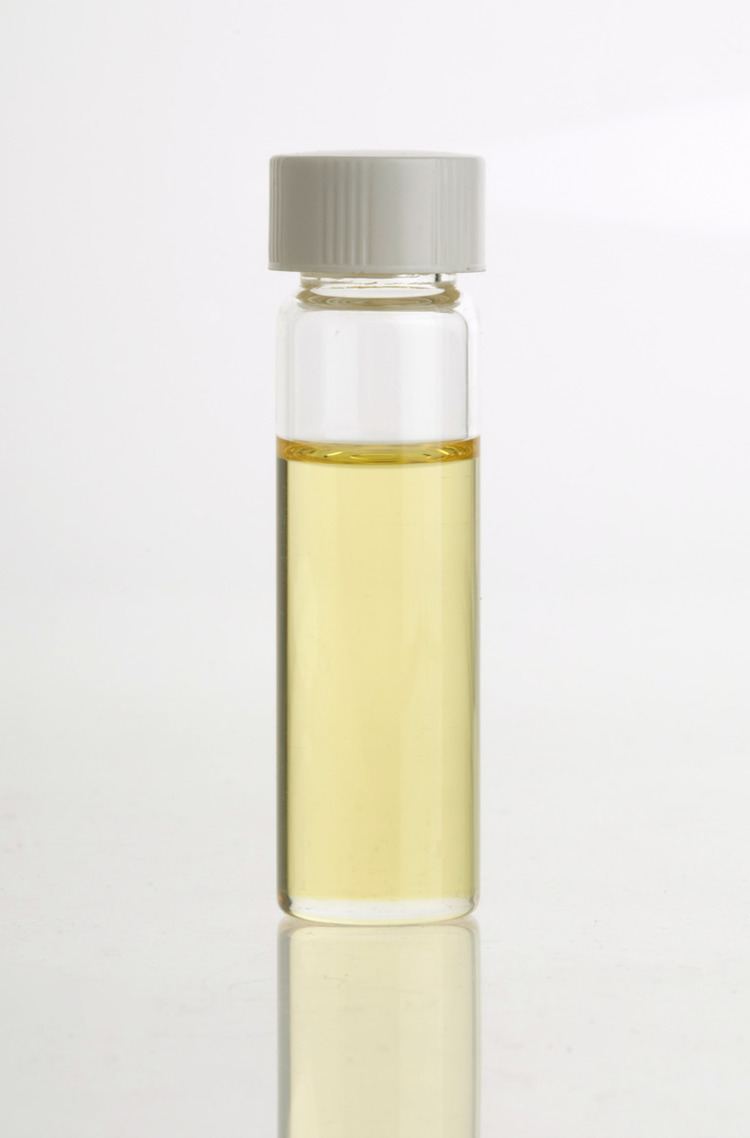 Carrot seed oil