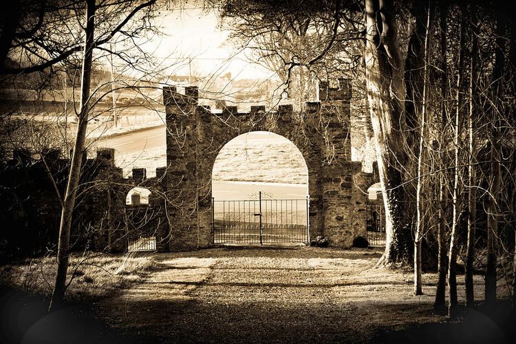 Carrowdore Carrowdore Castle Entrance Carrowdore Castle gates Flickr