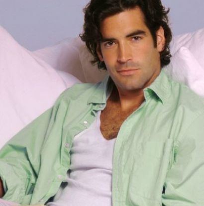 Carter Oosterhouse Carter Oosterhouse HGTV I wish Carter could help me with my