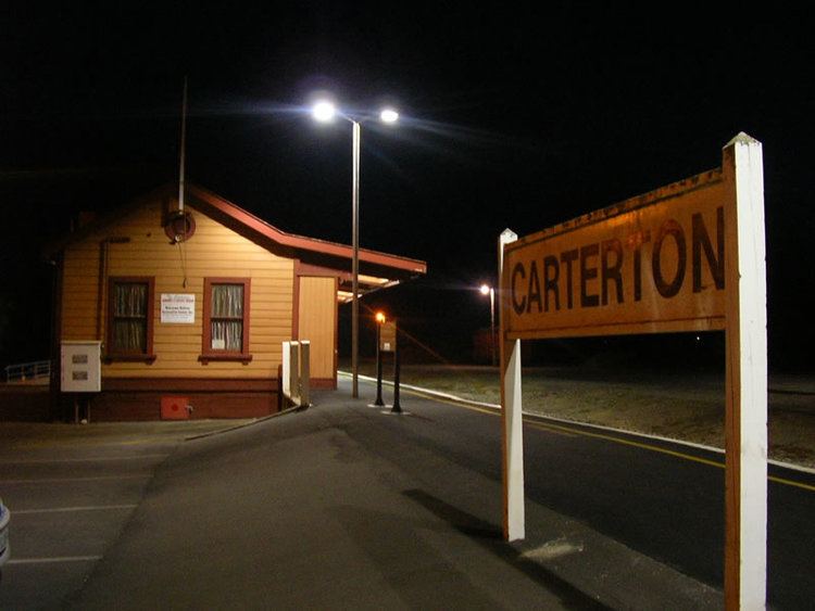 Carterton Railway Station
