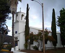 Caruso Memorial Chapel httpsuploadwikimediaorgwikipediacommonsthu