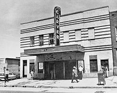 Carver Theater (Washington, D.C.) httpsuploadwikimediaorgwikipediacommonsthu