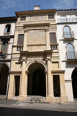 Casa Cogollo httpsuploadwikimediaorgwikipediacommonsthu