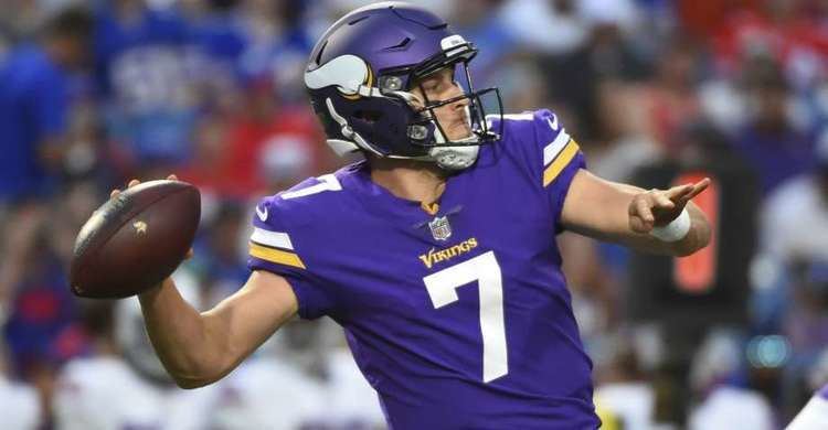 Case Keenum Former UH Texans QB Case Keenum has solid outing for Vikings