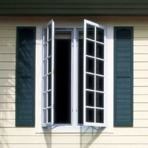 Casement window What is the Difference Between a Casement Window and a Transom Window