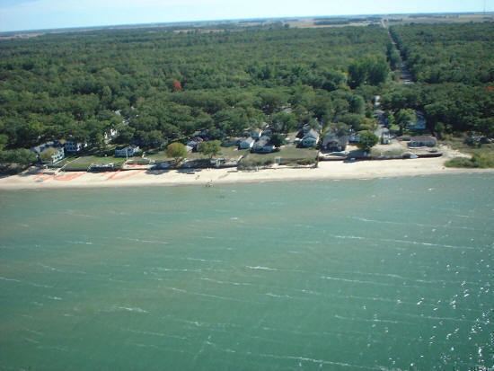 Caseville, Michigan wwwdaleslakefrontcottagesnetimageshelicopterpi